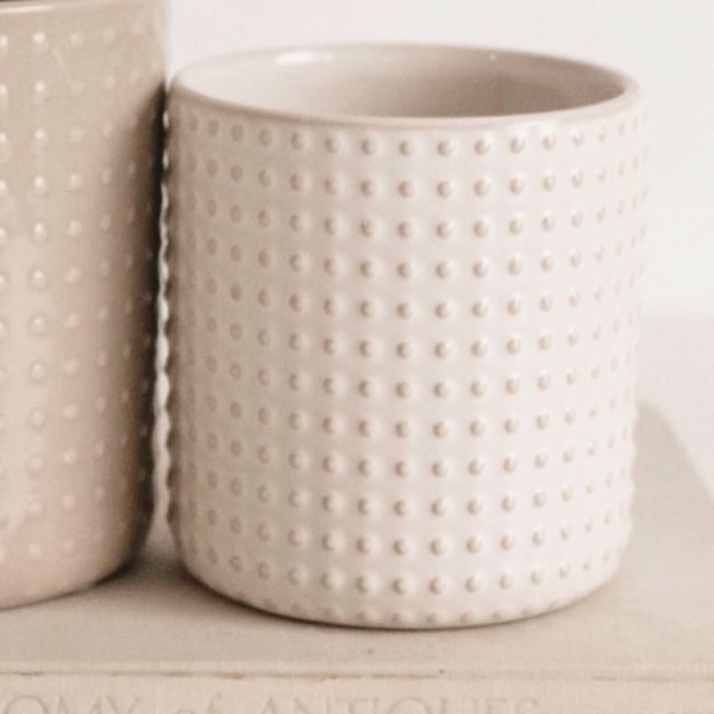 White Hobnail Textured Flower Pot
